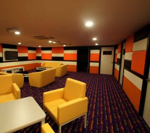 De Rhu Beach Resort - Karaoke Lounge