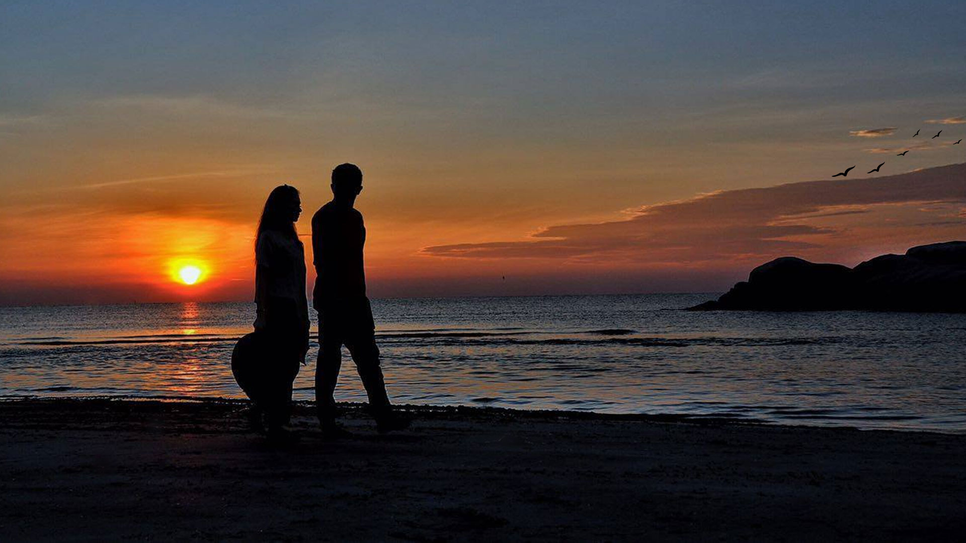 slider-couple-at-balok-beach-enchanted-morning